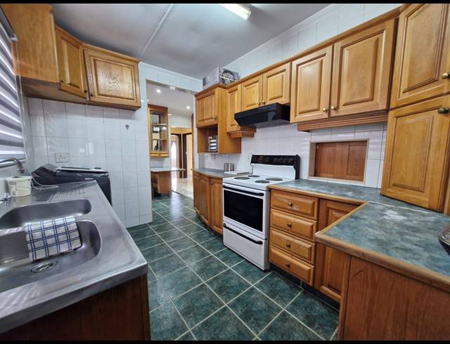 4 BEDROOM FREESTANDING RENTED IN RESERVOIR HILLS